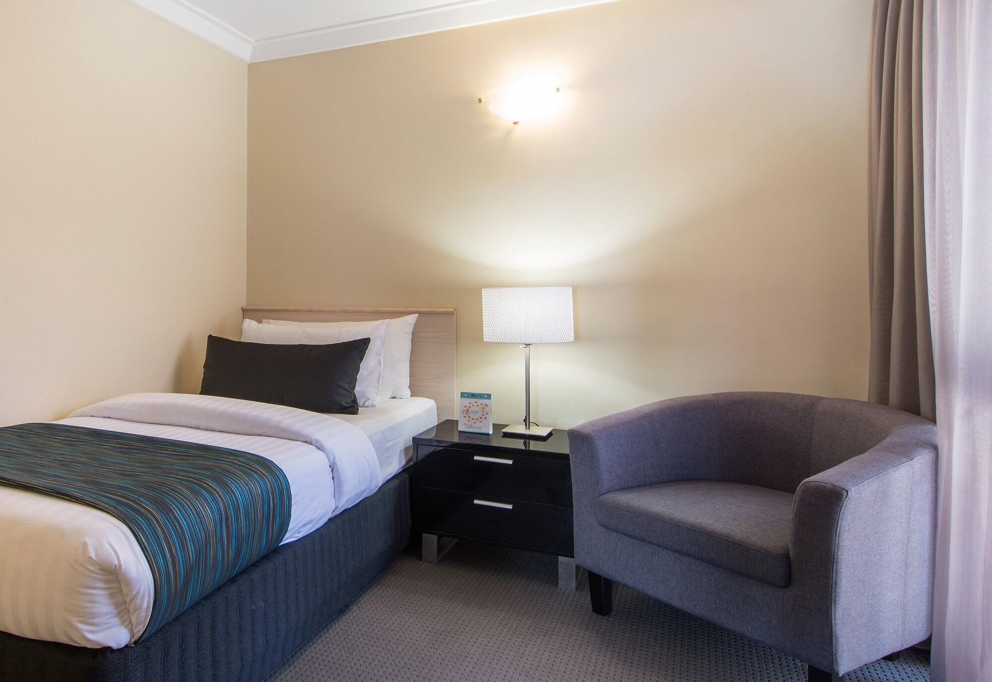 The Peninsula Riverside Serviced Apartments Perth Zewnętrze zdjęcie