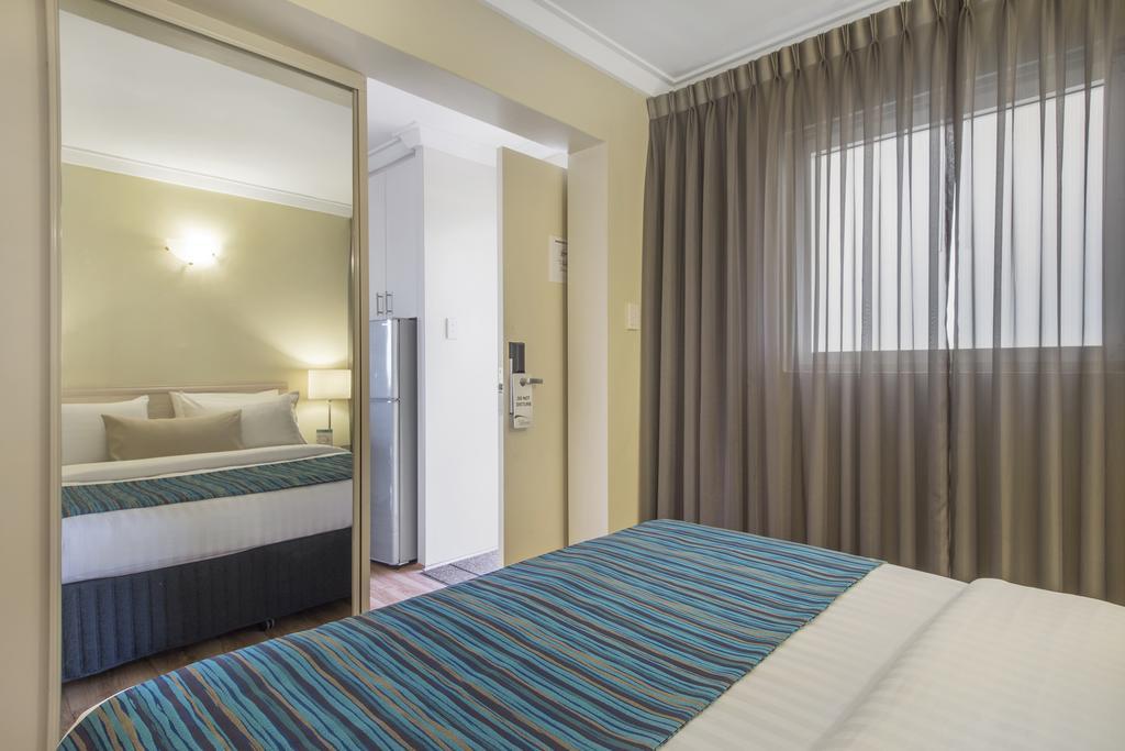 The Peninsula Riverside Serviced Apartments Perth Zewnętrze zdjęcie