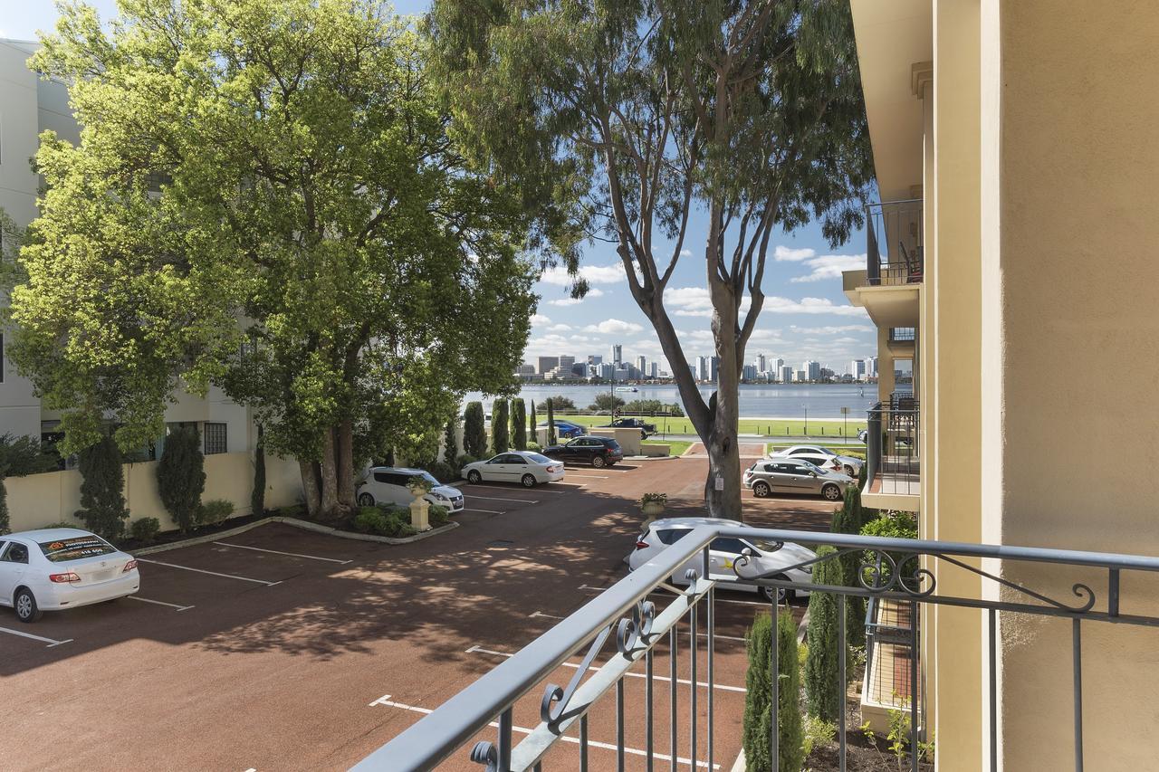 The Peninsula Riverside Serviced Apartments Perth Zewnętrze zdjęcie