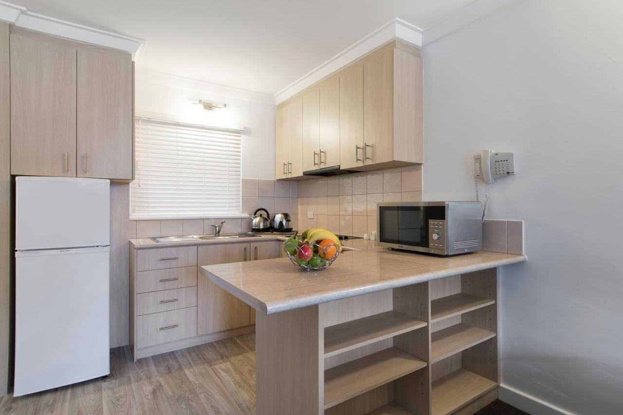 The Peninsula Riverside Serviced Apartments Perth Zewnętrze zdjęcie