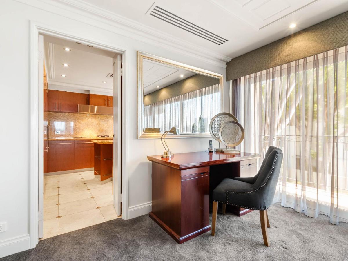 The Peninsula Riverside Serviced Apartments Perth Zewnętrze zdjęcie